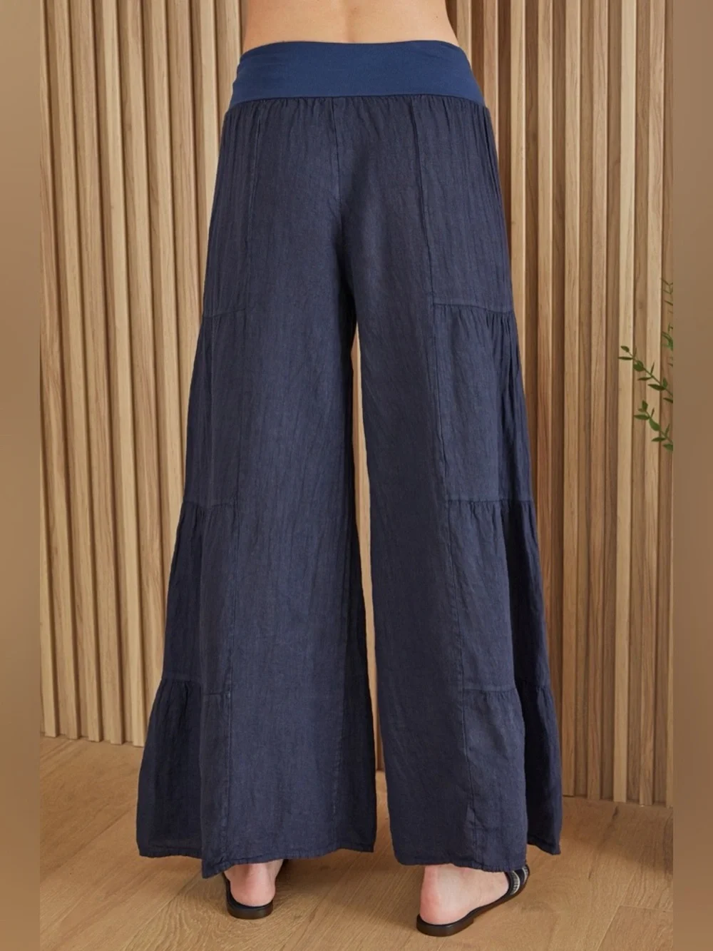 (2-36/255005-SOL-NAVY) LINEN TIERED PALAZZO PANT - Picture 3 of 4
